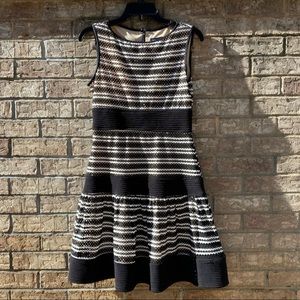 Fit & Flare Sleeveless Black and White Dress